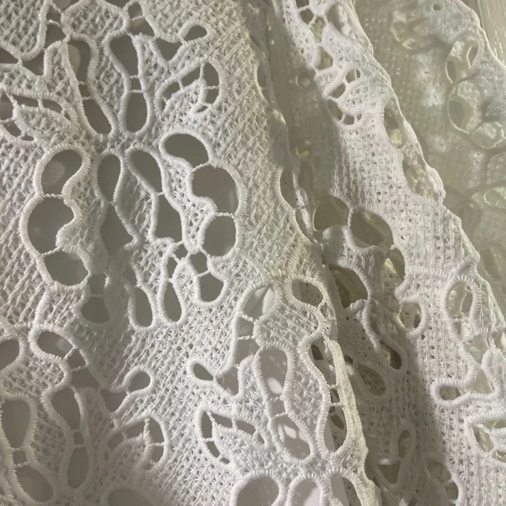 Banana Republic, Lace Puff-Sleeve Top, Size S - Picture 4 of 5